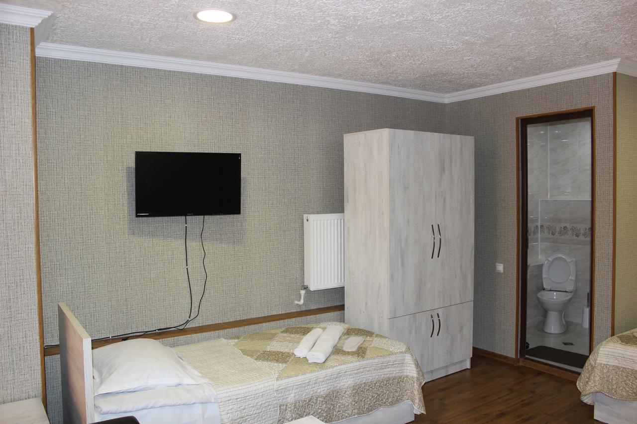 Hotel Rabath Ахалцихе Екстериор снимка